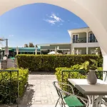 Sofia\'S Hotel